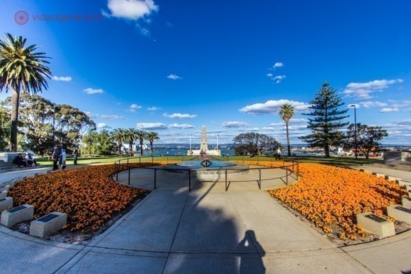 Onde ficar em Perth: West Perth é onde estão localizadas as principais subidas para o Kings Park, a principal atração da região central da cidade