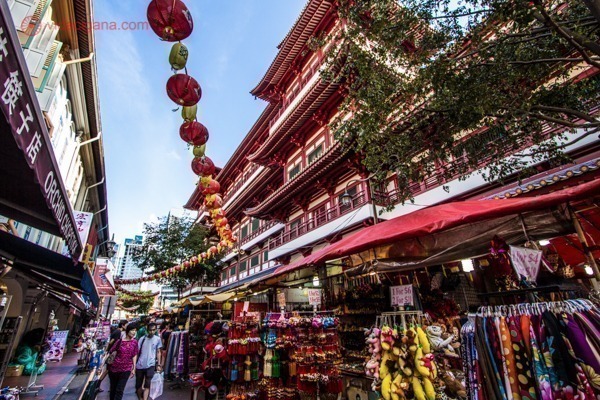 O que fazer em Singapura: A Chinatown do país, cheio de templos e mercados com produtos chineses.