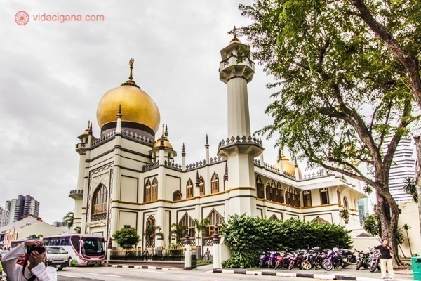 O que fazer em Cingapura: O Arab Quarter é um ótimo bairro para ver a cultura árabe do país, com suas mesquitas, lojas e restaurantes,
