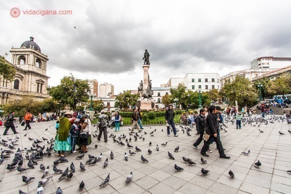 O que fazer em La Paz: a Praça Murillo
