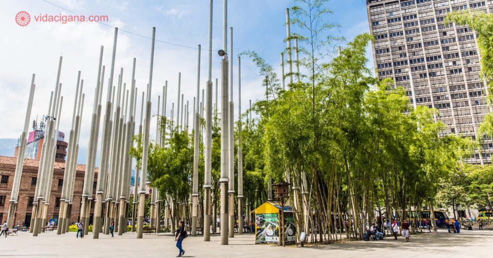 O que fazer em Medellín: A Plaza de las Luces, no Centro da cidade colombiana de Medellín.