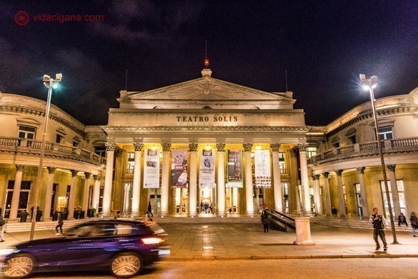 Melhor época para viajar para o Uruguai: O Teatro Solis, em Montevidéu.