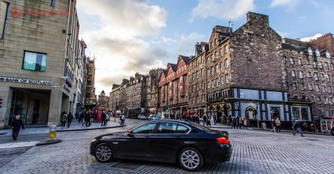Como alugar um carro em Edimburgo: passear pelas ruas de Edimburgo