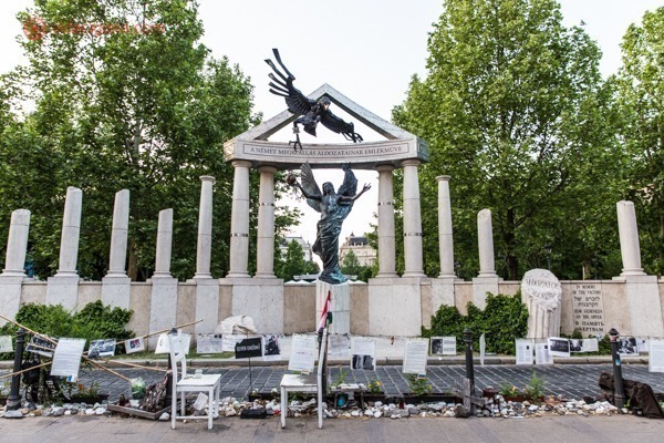 Roteiro por Budapeste: A polêmica estátua do Anjo Gabriel
