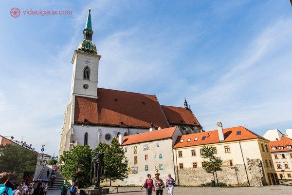 O que fazer em Bratislava: A Catedral de São Martinho, no Centro da cidade