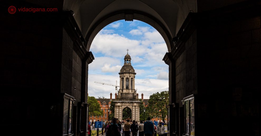 O que fazer em Dublin: O campus da Trinity College é um dos locais mais visitados pelos turistas