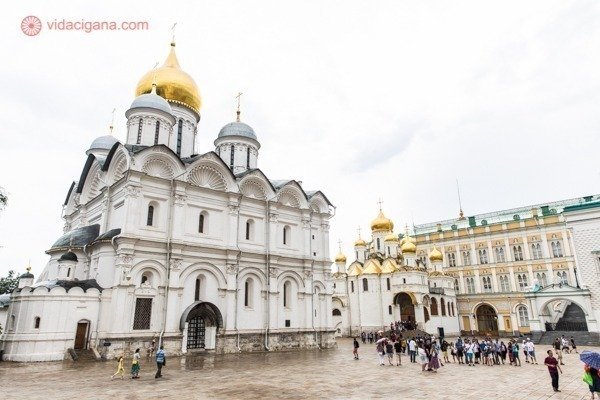 O que fazer em Moscou: A praça das catedrais dentro do Kremlin