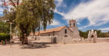seguro viagem chile: igreja em san pedro do atacama