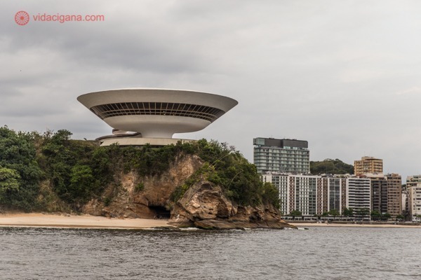 O Museu de Arte contemporânea de Niterói