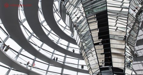 O que fazer em Berlim: o interior da cúpula do reichstag, circular