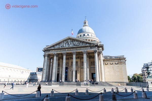 O Panteão de Paris visto num lindo dia de sol