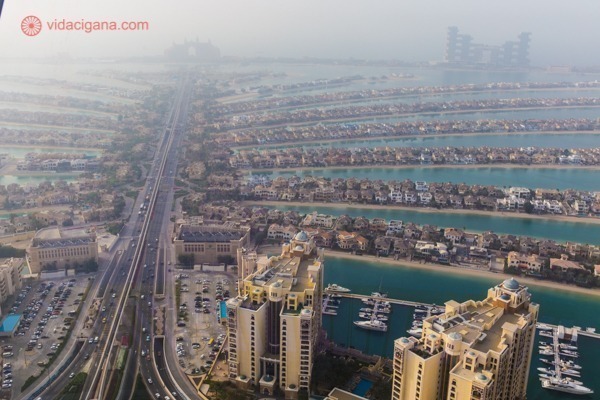 O que fazer em Dubai: a Palm Jumeirah vista do alto do The View at the Palm