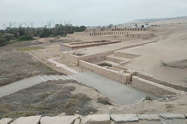 O sítio arqueológico de Pachacamac, reconstruído para que os visitantes saibam como era na época dos incas
