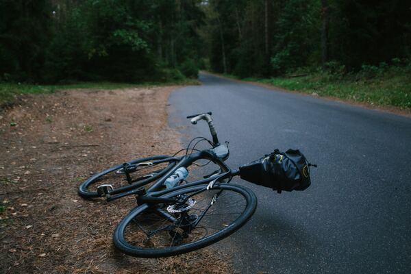acidentes durante viagem - queda de bicicleta