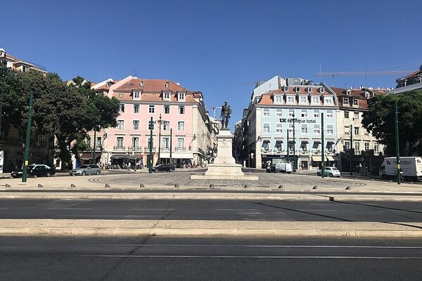 Vista da praça duque de terceira, no Cais do Sodré, Lisboa
