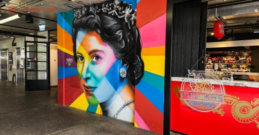 Mural que representa a Rainha Elizabeth II no Camdem Market Hawley Wharf, criado pelo artista brasileiro Kobra. 