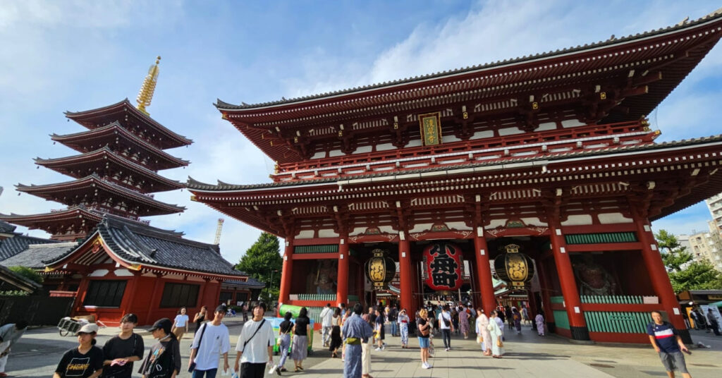 Espaço principal do templo Senso ji, em Tóquio. 